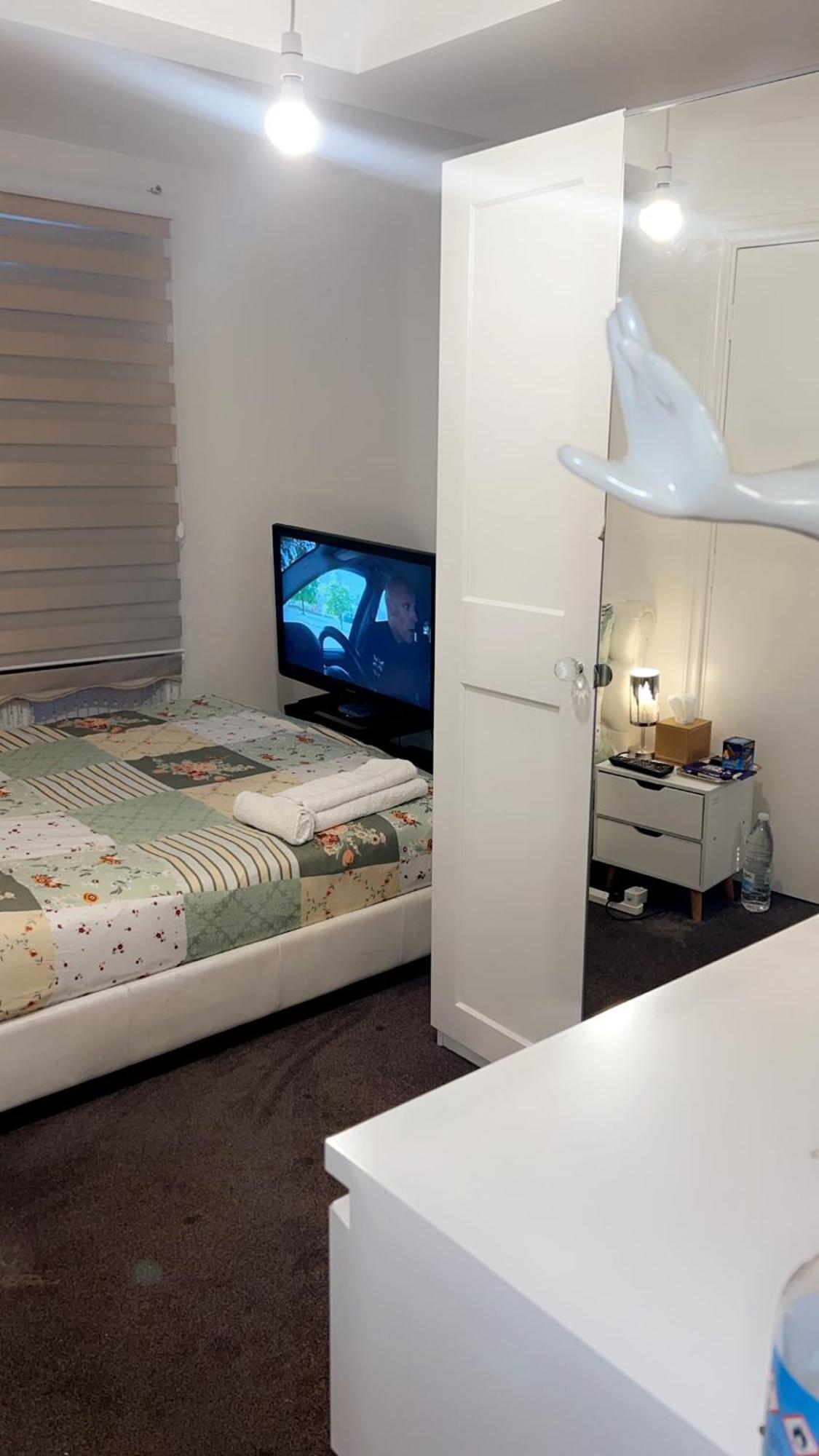 Deluxe Garden Apartment Лондон Экстерьер фото